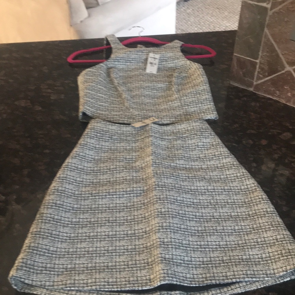 Express two piece set